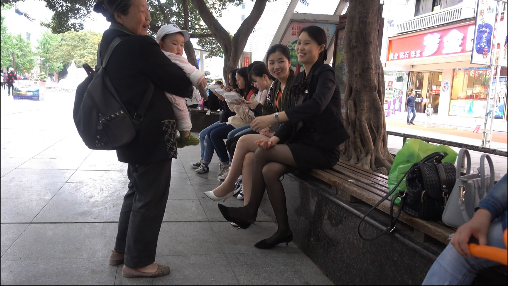 streetsnapdangl[00 01 53][20181130 000540 4]